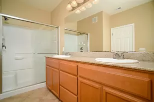 50 Regency Park Cir, Sacramento, CA 95835 - Photo 12
