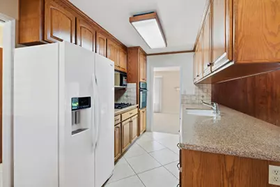 3320 Alta Way, Modesto, CA 95350 - Photo 8