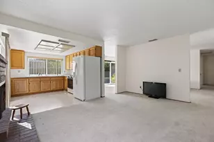 7613 McTavish Cir, Sacramento, CA 95828 - Photo 8