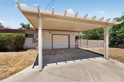 4535 E Fairmont Ave, Fresno, CA 93726 - Photo 4
