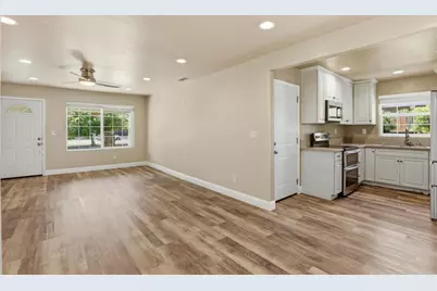 5905 65th Street, Sacramento, CA 95824 - Photo 8