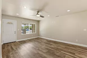 5905 65th St, Sacramento, CA 95824 - Photo 4