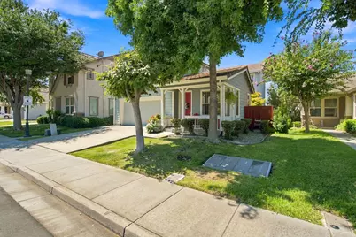 921 Kennedy Place, Tracy, CA 95377 - Photo 6