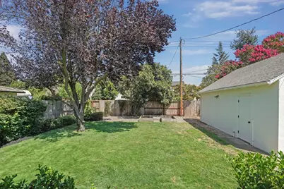 206 S Fairmont Avenue, Lodi, CA 95240 - Photo 54