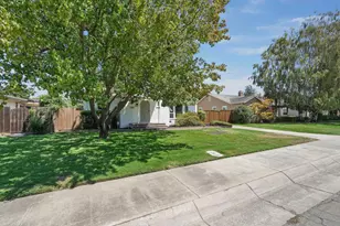 206 S Fairmont Ave, Lodi, CA 95240 - Photo 20