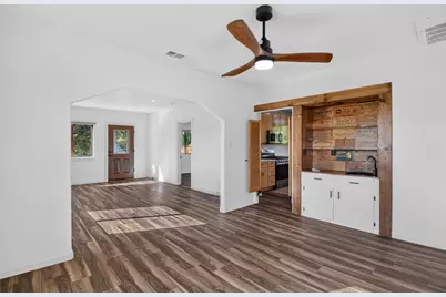1385 W North Bear Creek Drive, Merced, CA 95348 - Photo 8