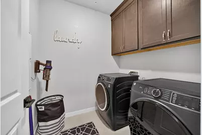 8633 Lakha Circle, Sacramento, CA 95828 - Photo 30