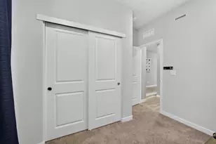 8633 Lakha Cir, Sacramento, CA 95828 - Photo 22