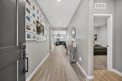 8633 Lakha Circle, Sacramento, CA 95828 - Photo 4