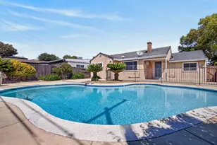 2430 34th Ave, Sacramento, CA 95822 - Photo 4