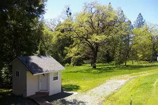 22590 Rocky Ln, Pioneer, CA 95666 - Photo 38