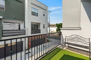 3158 L St, Sacramento, CA 95816 - Photo 12