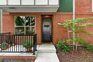 3158 L St, Sacramento, CA 95816 - Photo 1