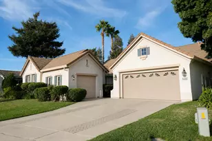 9209 Brigantine Ct, Elk Grove, CA 95758 - Photo 4