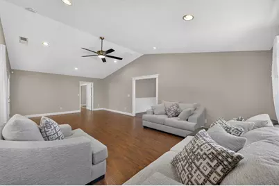 6340 Summertide Way, Sacramento, CA 95823 - Photo 22