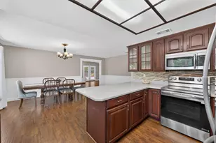 6340 Summertide Way, Sacramento, CA 95823 - Photo 12