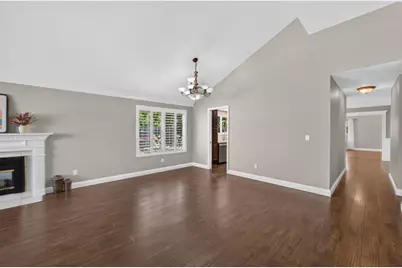 6340 Summertide Way, Sacramento, CA 95823 - Photo 6