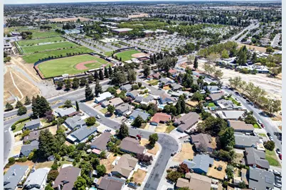 6340 Summertide Way, Sacramento, CA 95823 - Photo 68