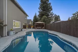 6715 Ashington Way, Elk Grove, CA 95758 - Photo 34