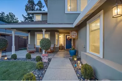 6715 Ashington Way, Elk Grove, CA 95758 - Photo 2