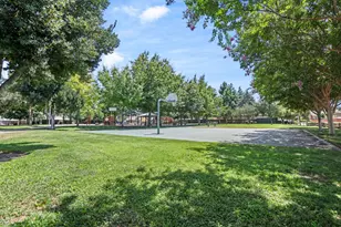 1417 Sentinel Dr, Tracy, CA 95304 - Photo 12