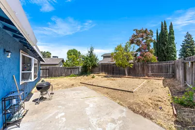 1700 Klamath River Drive, Rancho Cordova, CA 95670 - Photo 24