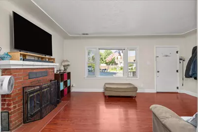 165 N Bryan Avenue, Oakdale, CA 95361 - Photo 6
