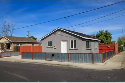 403 Stockton Street, Manteca, CA 95337 - Photo 1