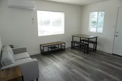 403 Stockton Street, Manteca, CA 95337 - Photo 8
