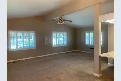 Chantilly Lane, Sacramento, CA 95828 - Photo 2
