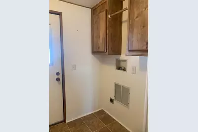 Chantilly Lane, Sacramento, CA 95828 - Photo 12
