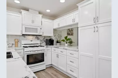 437 Silver Crest Circle, Rio Linda, CA 95673 - Photo 12