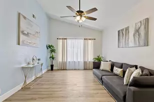 437 Silver Crest Cir, Rio Linda, CA 95673 - Photo 4