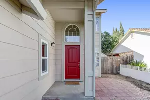 1407 Hoover Dr, Woodland, CA 95776 - Photo 2