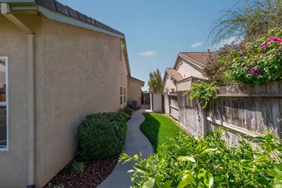 1812 Flora Vista Drive, Hughson, CA 95326 - Photo 50