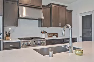 8341 Pinot Grigio St, Roseville, CA 95747 - Photo 12