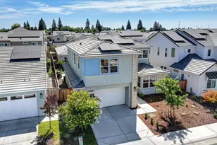 8341 Pinot Grigio St, Roseville, CA 95747 - Photo 2