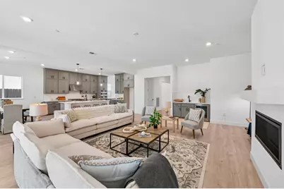 10220 Elara Way, Elk Grove, CA 95757 - Photo 10