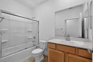 7796 Yellow Cups Wy, Sacramento, CA 95829 - Photo 12