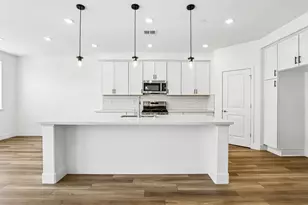 7775 Yellow Cups Wy, Sacramento, CA 95829 - Photo 2