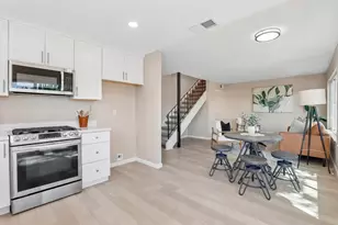 8414 Pyracantha Ct, Orangevale, CA 95662 - Photo 6
