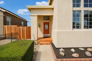 2218 Newport Ct, Discovery Bay, CA 94505 - Photo 4
