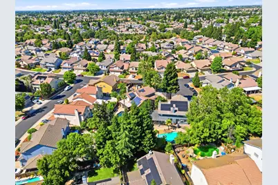 8950 Alps, Elk Grove, CA 95624 - Photo 68