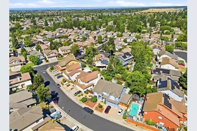 8950 Alps, Elk Grove, CA 95624 - Photo 72