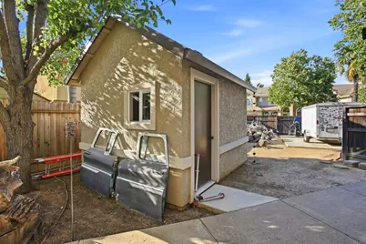 8950 Alps, Elk Grove, CA 95624 - Photo 48
