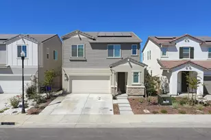 8277 Mincey Wy, Elk Grove, CA 95757 - Photo 2