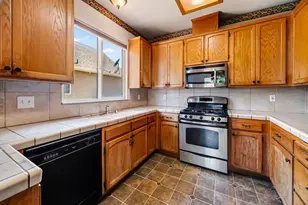 1878 Bedford Dr, Chico, CA 95928 - Photo 14