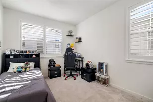 17552 Morning View Dr, Lathrop, CA 95330 - Photo 32