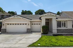 2086 Shenandoah Dr, Tracy, CA 95377 - Photo 2