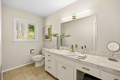 13748 Marin Place, Grass Valley, CA 95949 - Photo 16